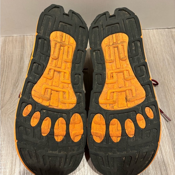 Sold - Picture 6 of 7